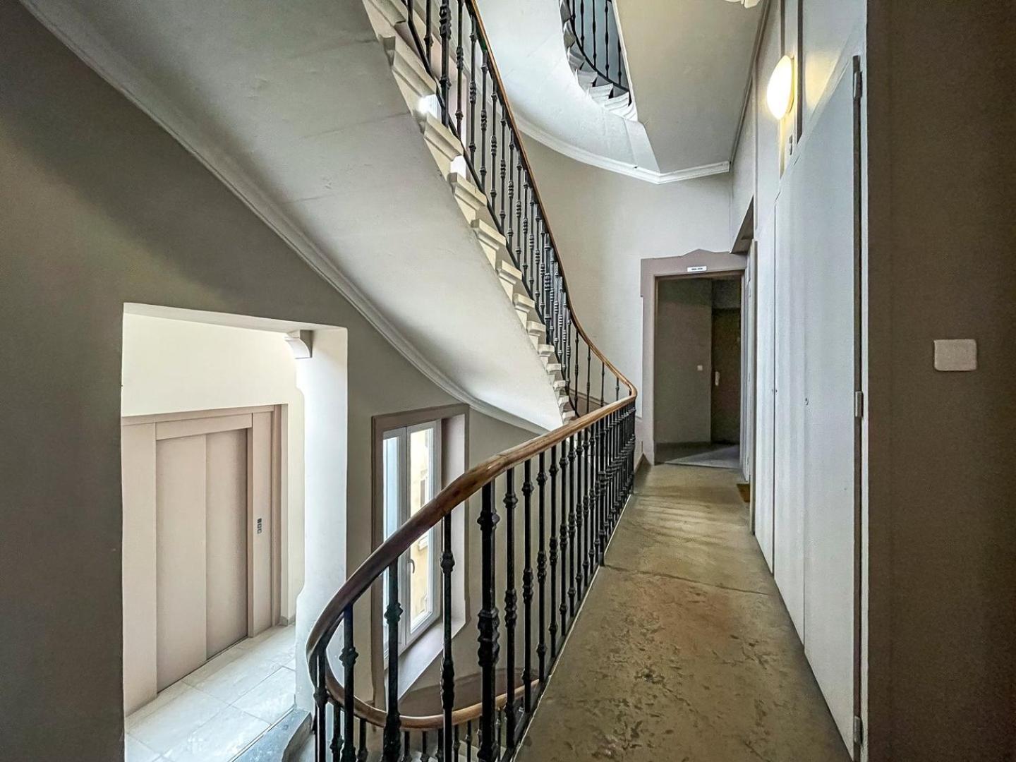 Le Tolstoi Apartment *